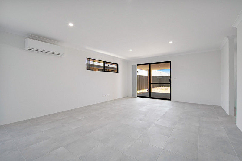 FOUR BEDROOM FAMILY HOME AWAITS!