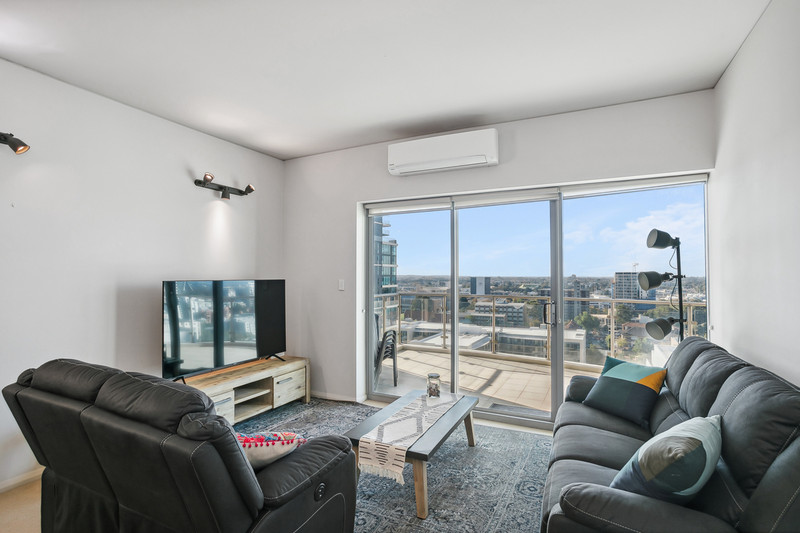Peak Living at Its Best – Space, Light & Views