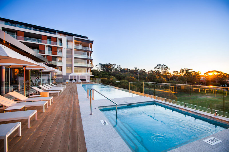 Sophisticated Living Meets Seaside Elegance