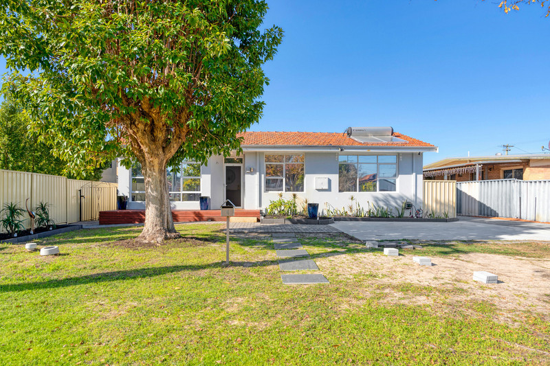 Fully Furnished (Option to be Unfurnished) - Affordable Family Living in Cloverdale