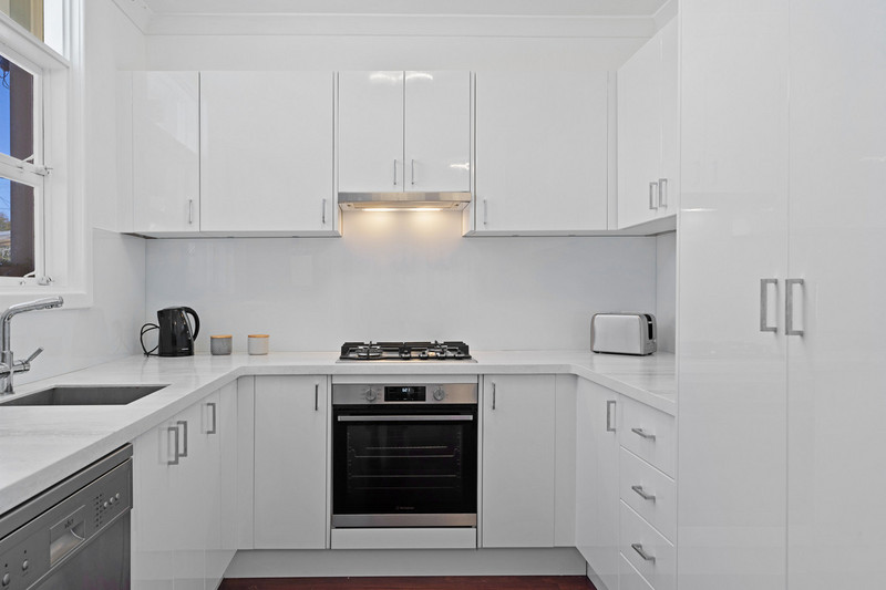 Fully Furnished (Option to be Unfurnished) - Affordable Family Living in Cloverdale