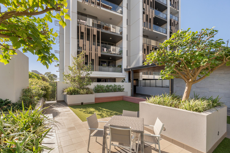 HOME OPEN CANCELLED - UNDER OFFER