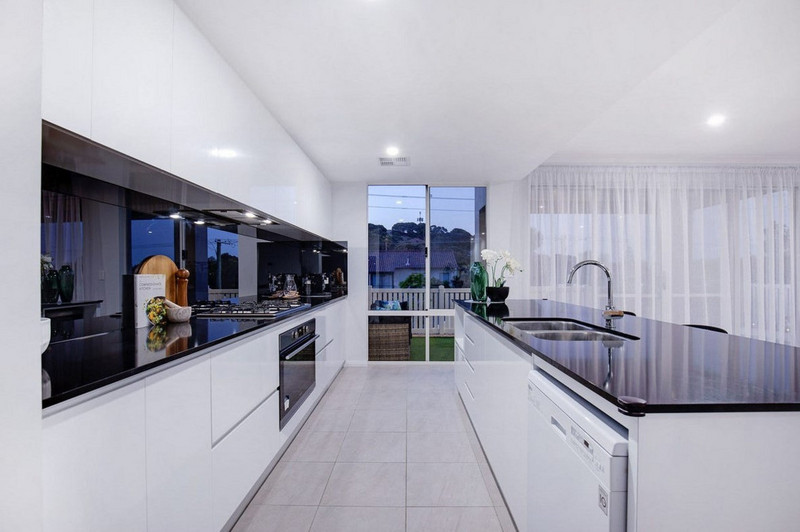 IMMACULATE PROPERTY - Situated in the Exclusive Minim Cove!