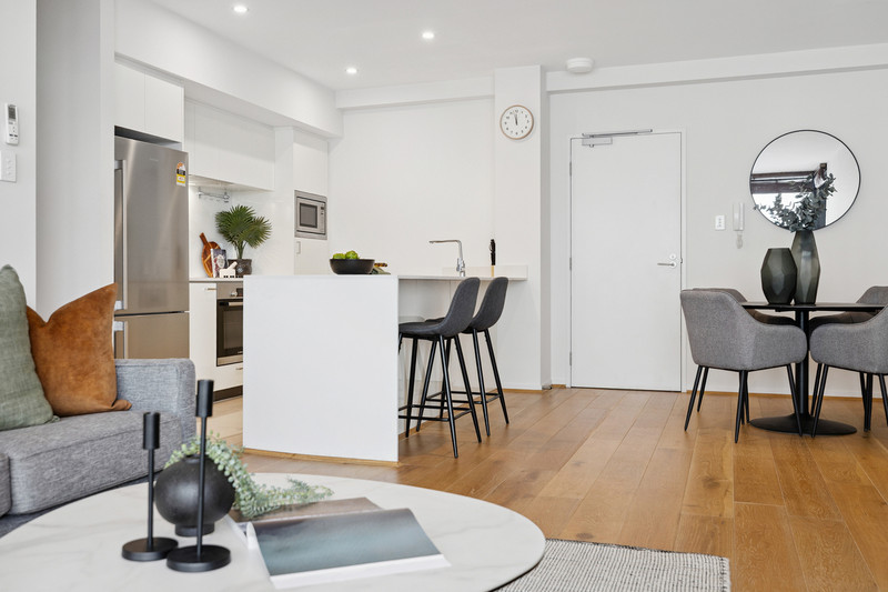 Modern Subiaco Living with Resort Amenities and Convenience At Your Doorstep!