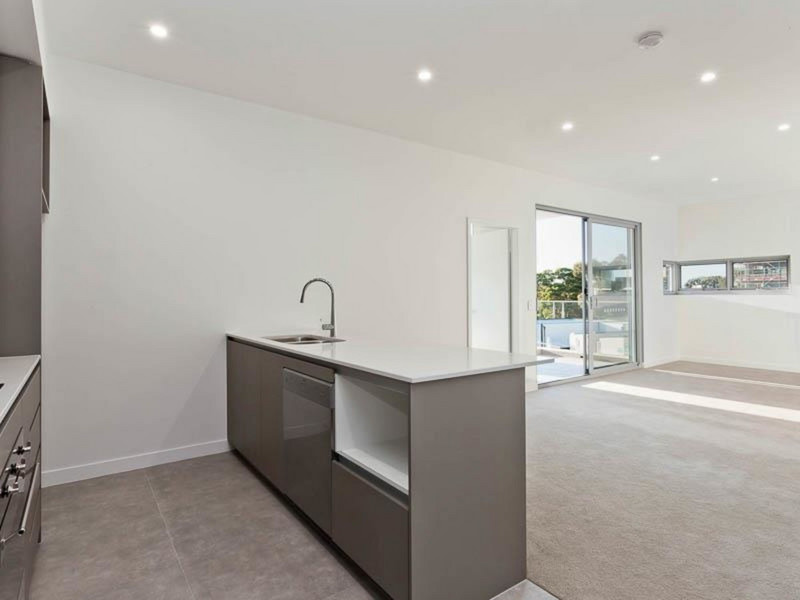 Affordable Rivervale Retreat with Pool Access