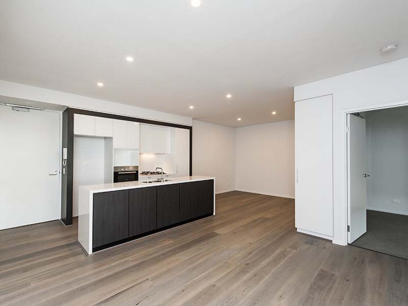 SPACIOUS 1 BEDROOM APARTMENT