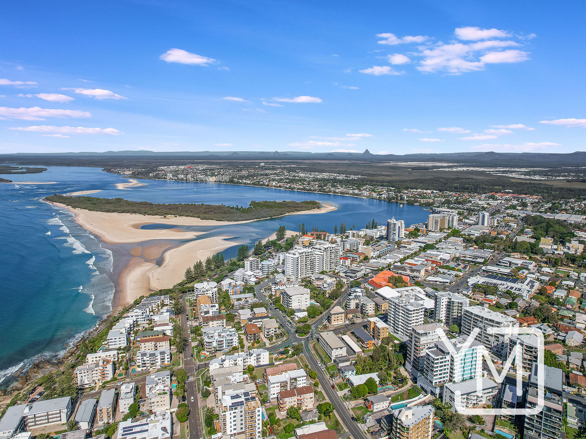 SOLD BY YIANNI J. MOONEY Yianni Mooney Property