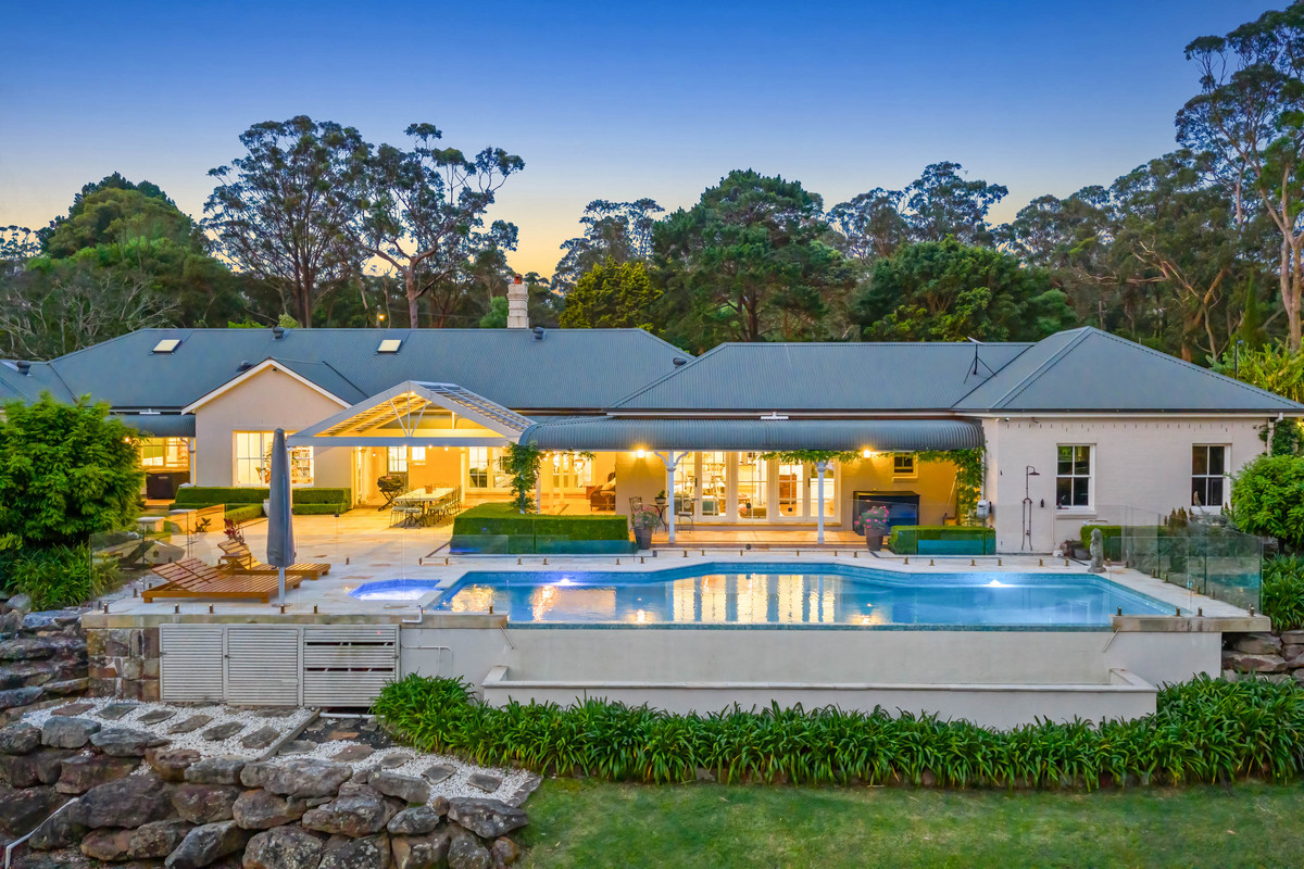 Property enquiry form background image