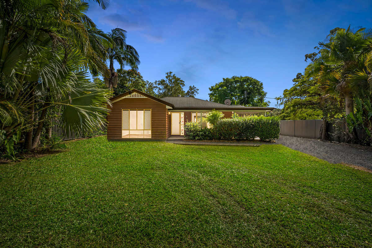 11 Mooloolah Road, MOOLOOLAH VALLEY QLD 4553