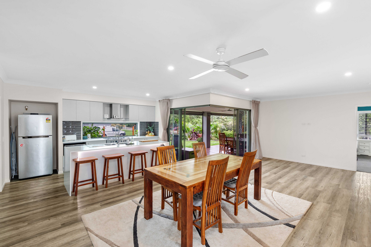 1 Xanadu Place, Mooloolah Valley QLD 4553