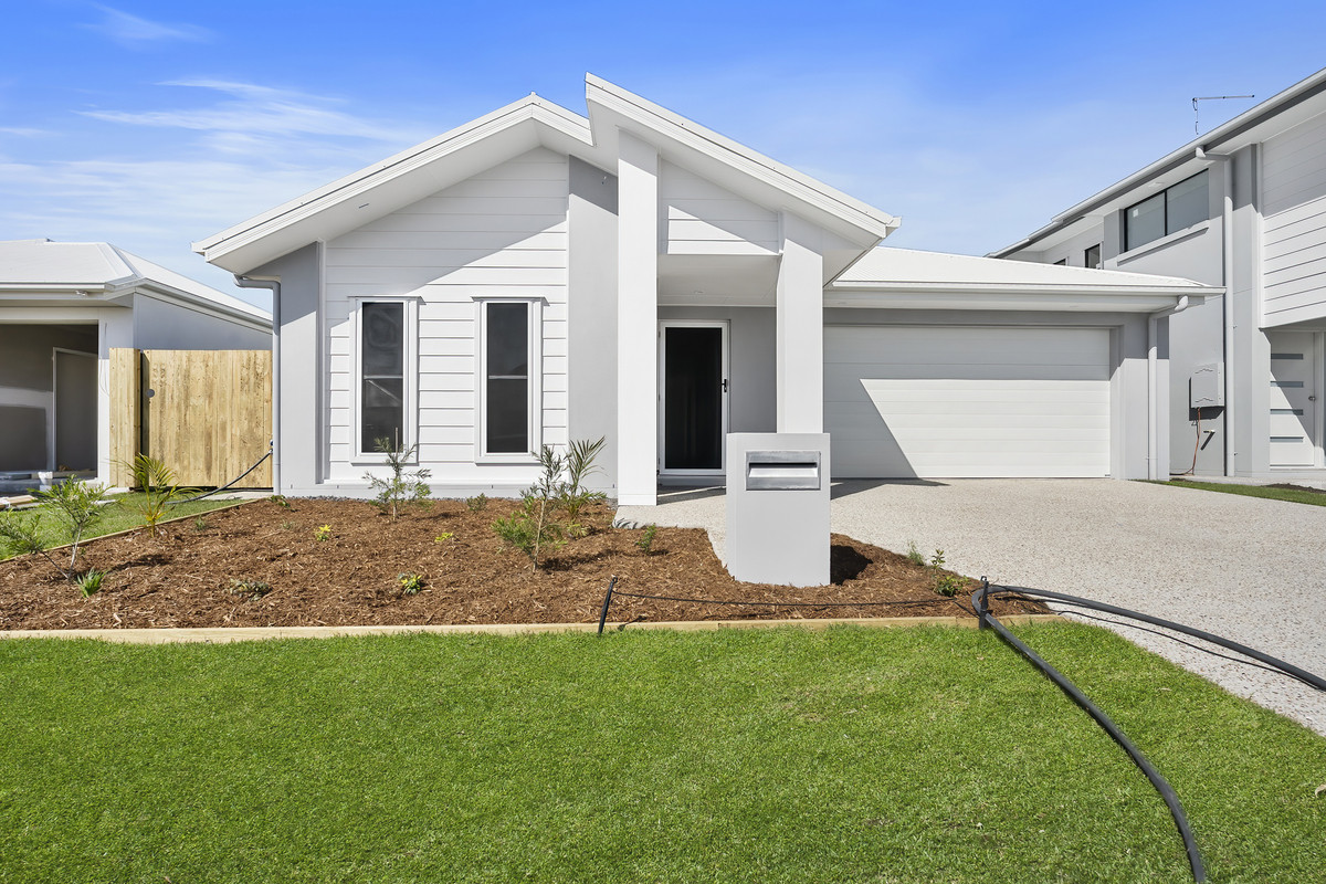 21 Snowy Crescent, Nirimba QLD 4551