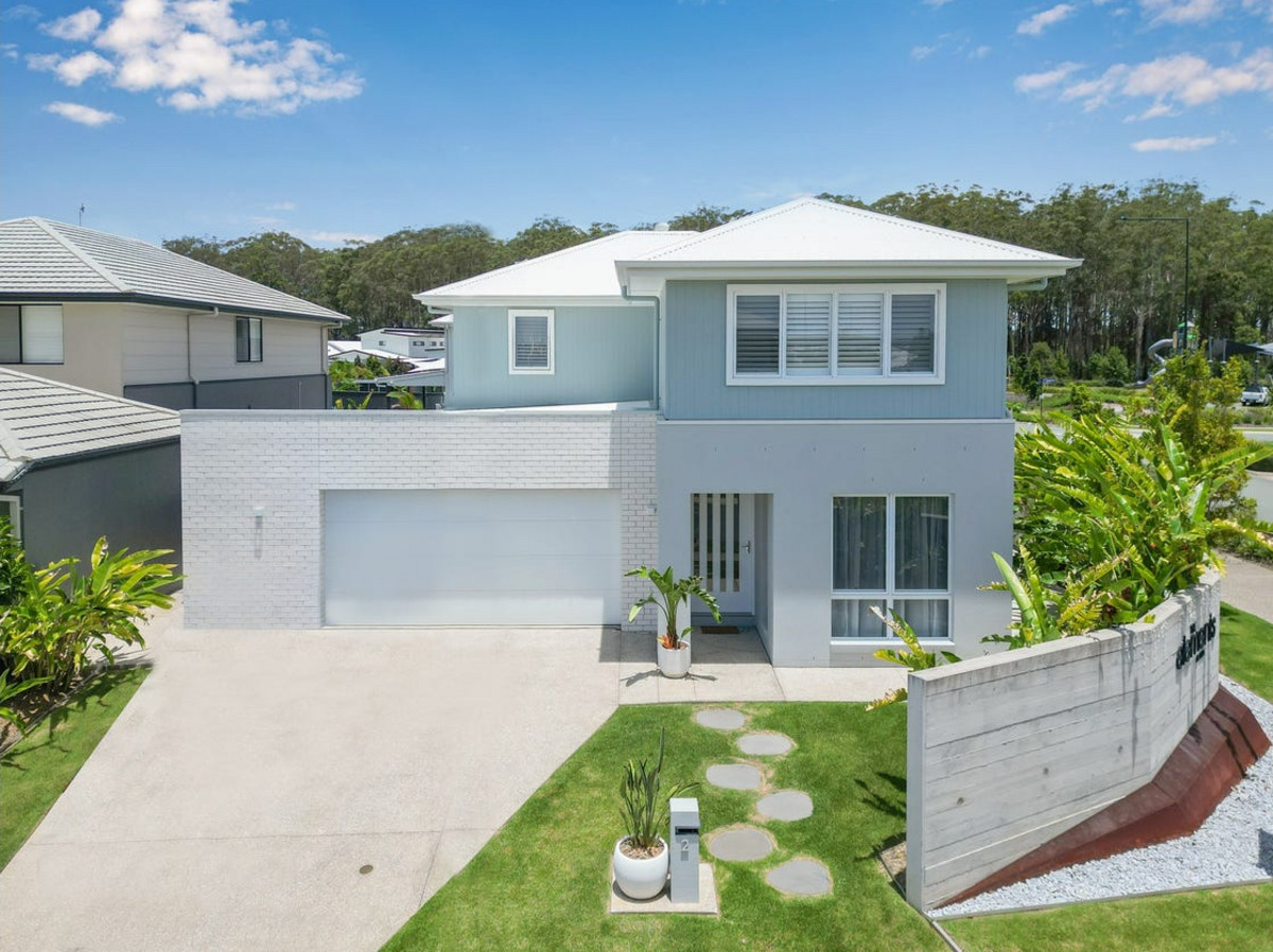 2 Charleston Crescent, BARINGA QLD 4551