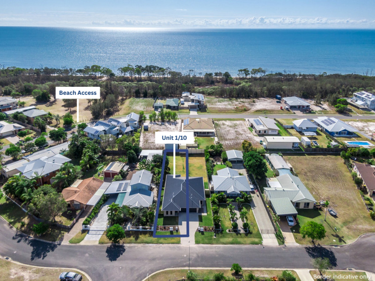 1 / 10 Bentwood Street, BURRUM HEADS QLD 4659