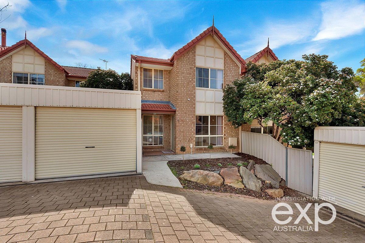12 / 10 Harrington Court, Golden Grove