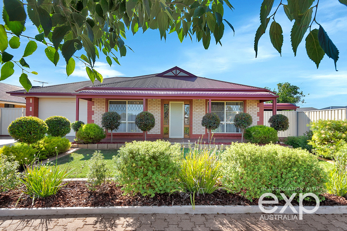 9 Waterside Drive, Burton