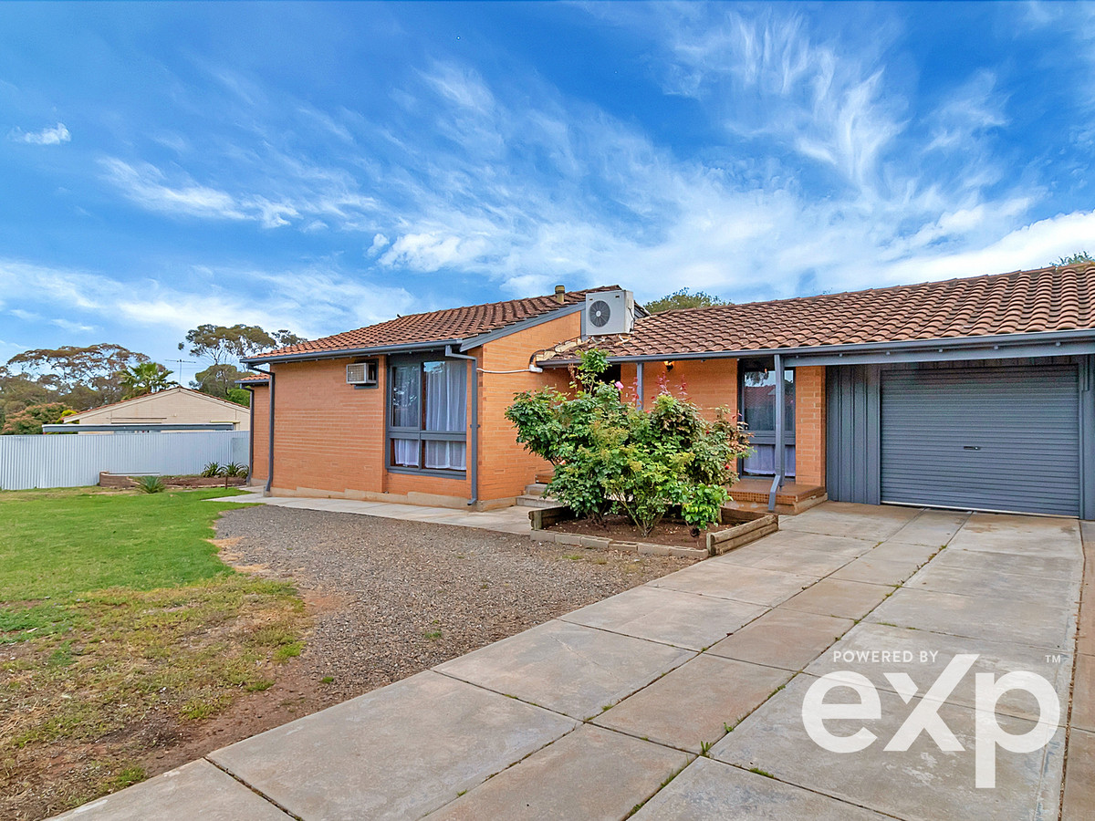 24 Eringa Court, Craigmore