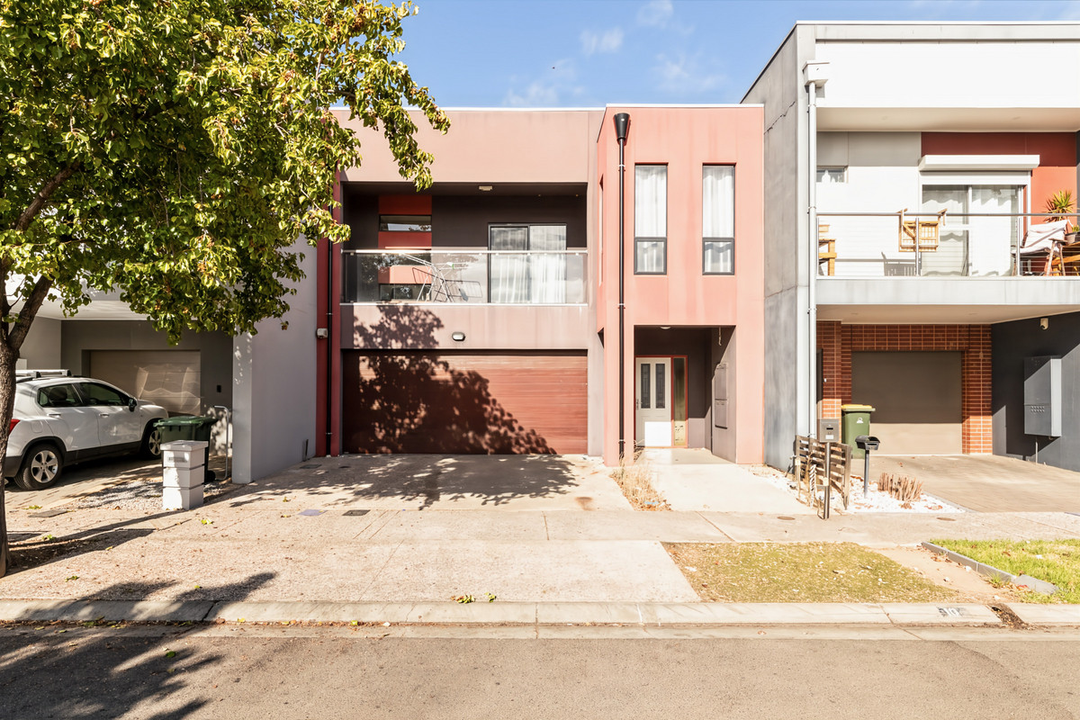 10 Mackenzie Circuit, Mawson Lakes SA 5095 (4536592)