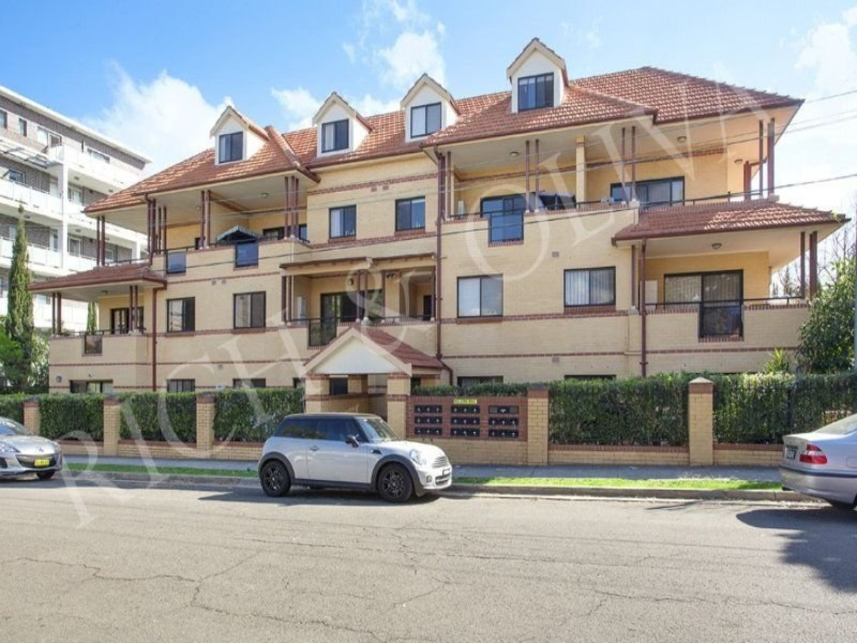 8/31 Gordon Street, Burwood For Lease by Rich & Oliva