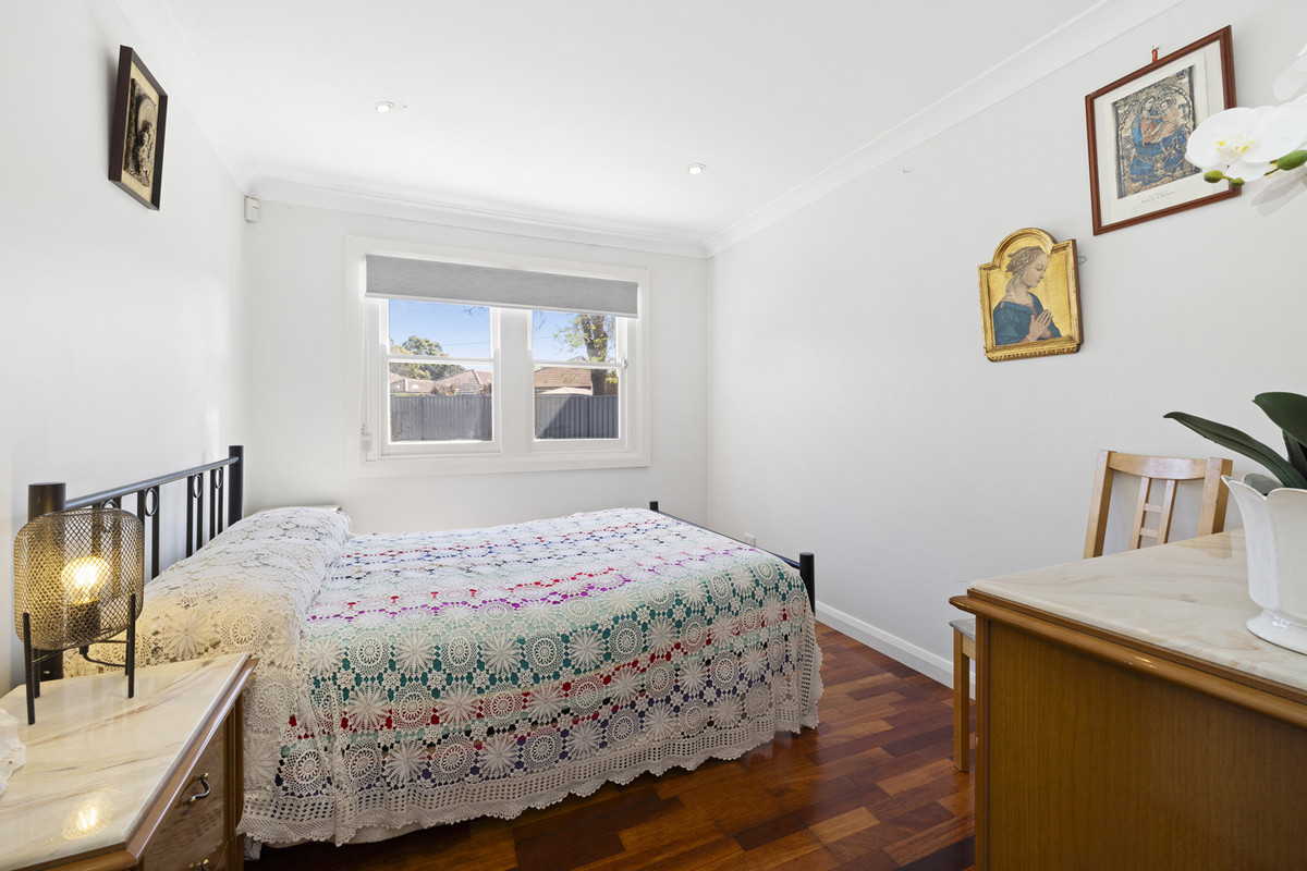 29 Walsh Avenue, Croydon Park Auction by Rich & Oliva - image 20