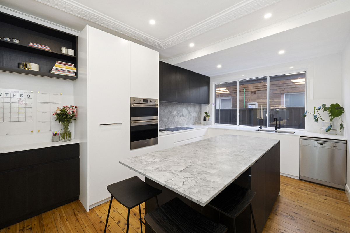 29 Walsh Avenue, Croydon Park Auction by Rich & Oliva - image 10