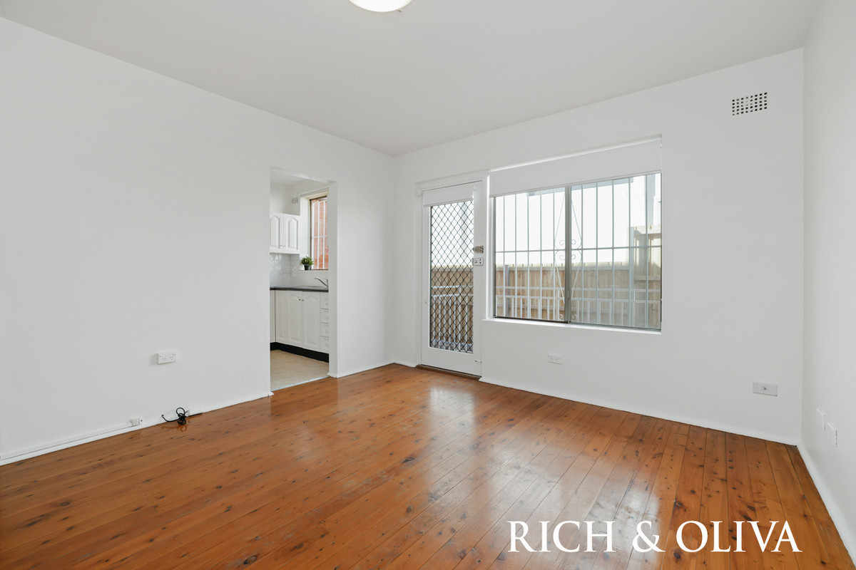 1/7 Fletcher Street.,, Campsie For Lease by Rich & Oliva - image 2
